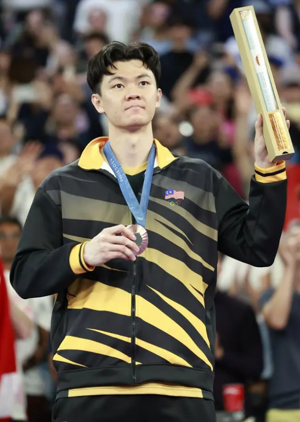 泰国队翻盘印度队,李梓嘉刷新纪录 泰国队翻盘印度队,李梓嘉刷新纪录