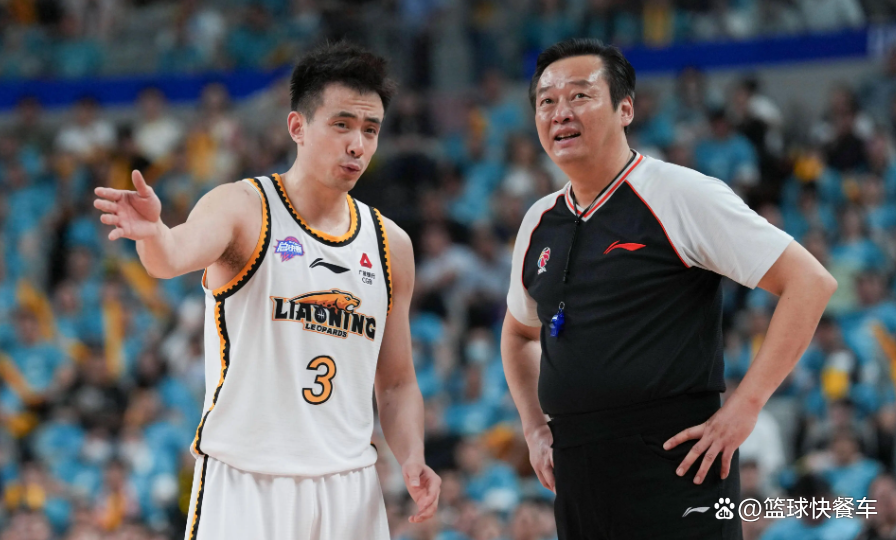 上海队力克辽宁队,郭艾伦扛起全队 上海队力克辽宁队,郭艾伦扛起全队