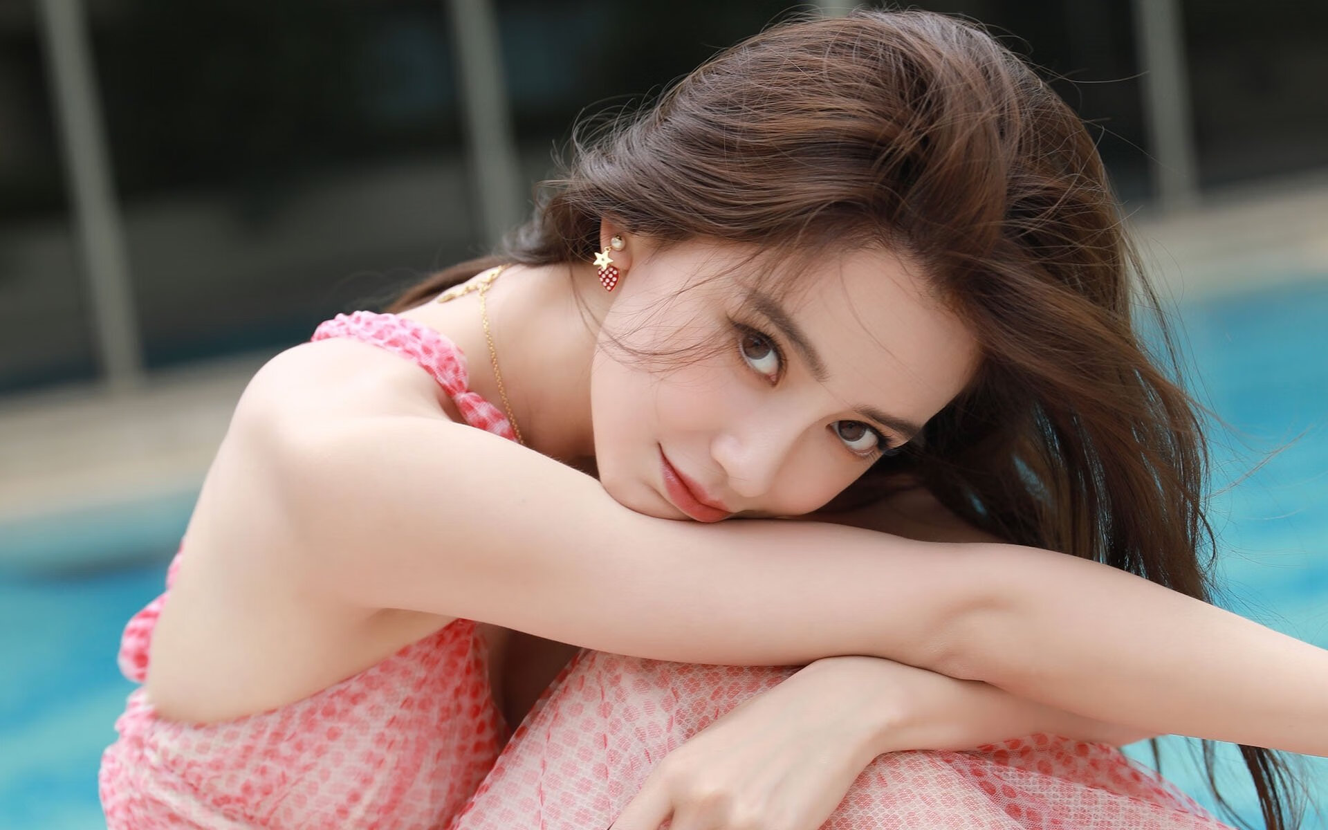 开云体育登录-交错时空的乐章，一份关于足球唯一性的双重献礼